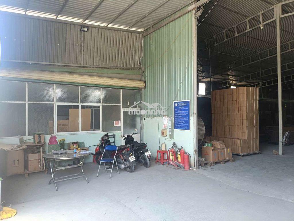 Xưởng tân uyên 1100m/35tr có 3 pha sx - 2