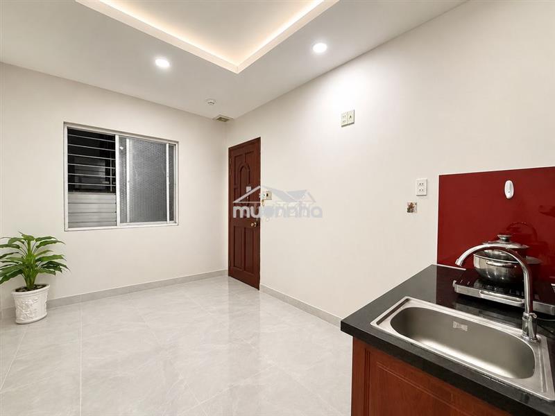 Phòng mới cửa sổ gần co.op nguyễn kiệm - vòng xoay nguyễn thái sơn