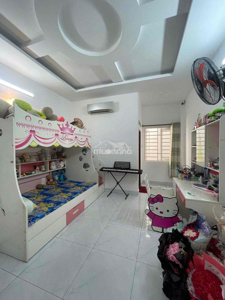 Nhà mới hẻm xe hơi 8m trương phước phan ,dt: 4x20.1m 3.5tấm giá: 7.9t - 3