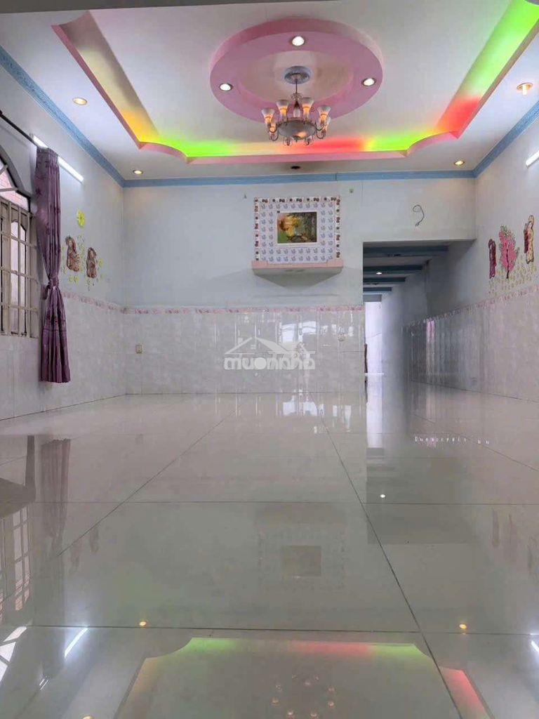Nhà 3 tấm mặt tiền kinh doanh giá 18 triệu  - 2