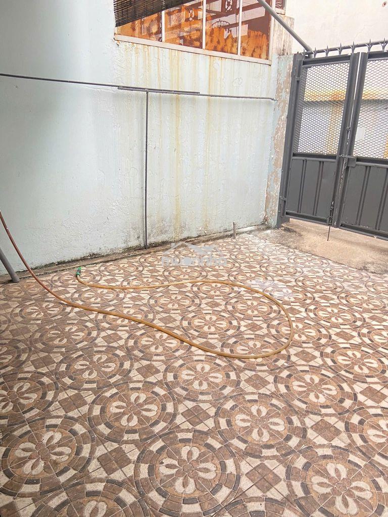 Nhà gò vấp cho thuê 40m2-  thêm sân  rộng 16m2- giá chỉ 5.5tr/tháng - 2