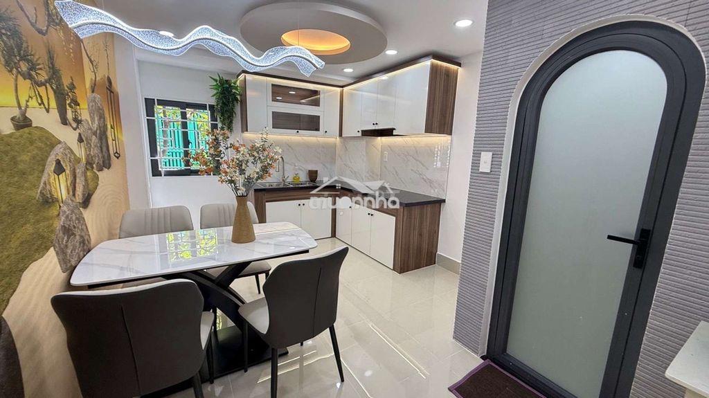 Nhà đẹp 3 tầng 45m² - 3 pn - nhỉnh 5 tỷ  - 3