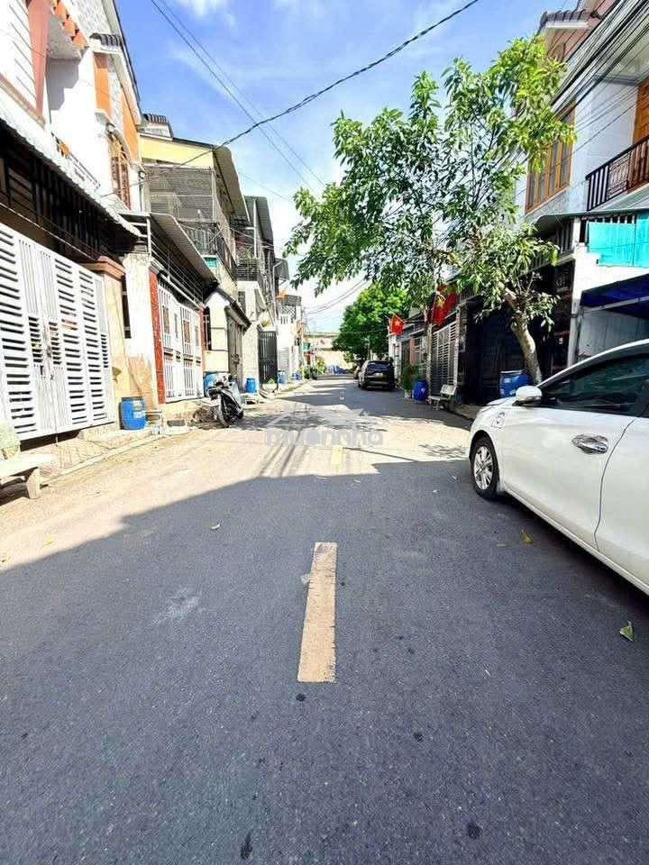 Bán nhà lầu đường nhựa - dĩ an giá world cup cơ hội cho a/c