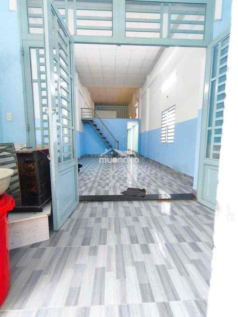 Cho thuê nhà 1/ liên ấp 26 vla trống suốt gác lửng phù hợp làm nghề