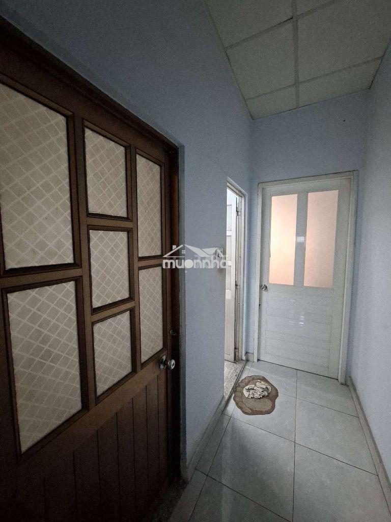 Cho thuê phòng full nội thất 4 triệu. dg oto. nguyên tầng 1 - 2