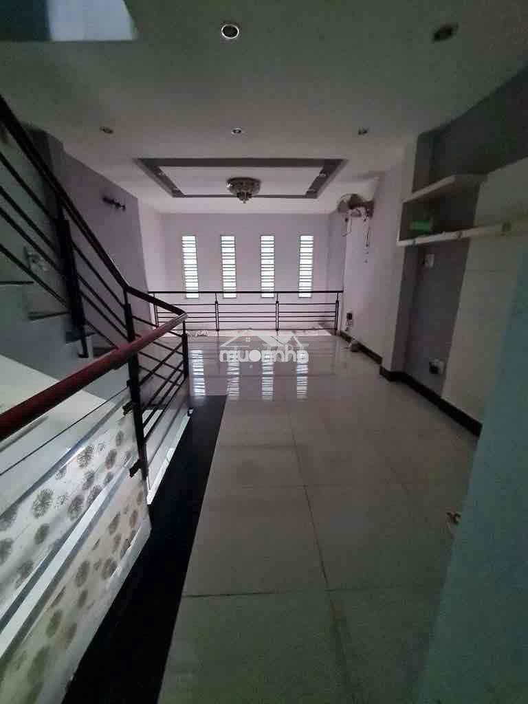 Cho thuê gấp nhà lê văn sỹ phường 14 quận 3 - 2