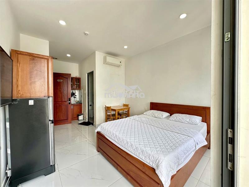 Chính chủ: khai trương studio ban công full nội thất sát sân bay tsn