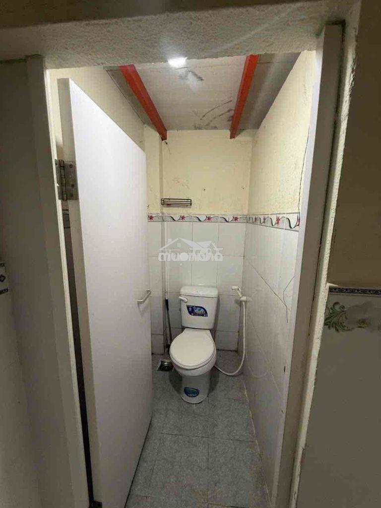 Cho thuê p trọ tx 33 q12 dt 16m có gác giá 1tr8/th - 4