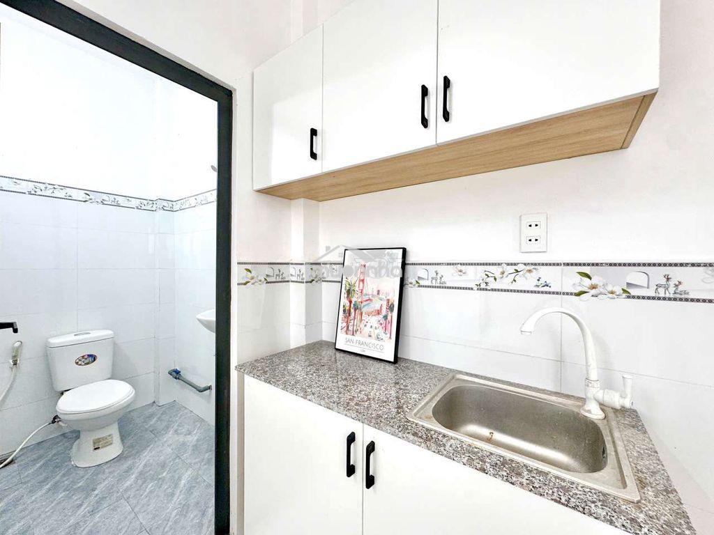 Penthouse mới ban công riêng siêu to sát aeon tân phú đh công thương - 4