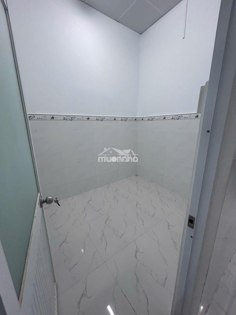 Nhà trung tâm tt hóc môn, 48m2, 2pn, sh chính chủ, sát chợ hm, lth - 4
