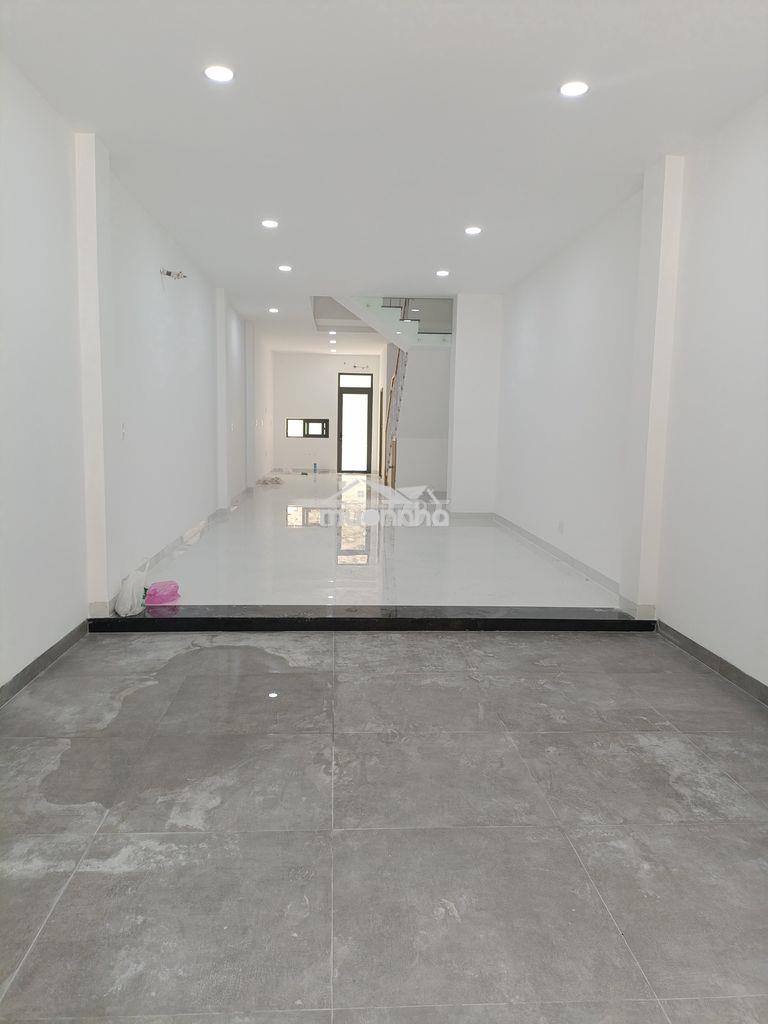 Cho thuê nhà nguyên căn tại thành phố dĩ an