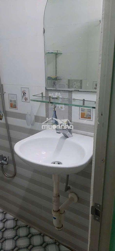 Nhà cho thuê hẻm xe hơi gần trường học  - 3