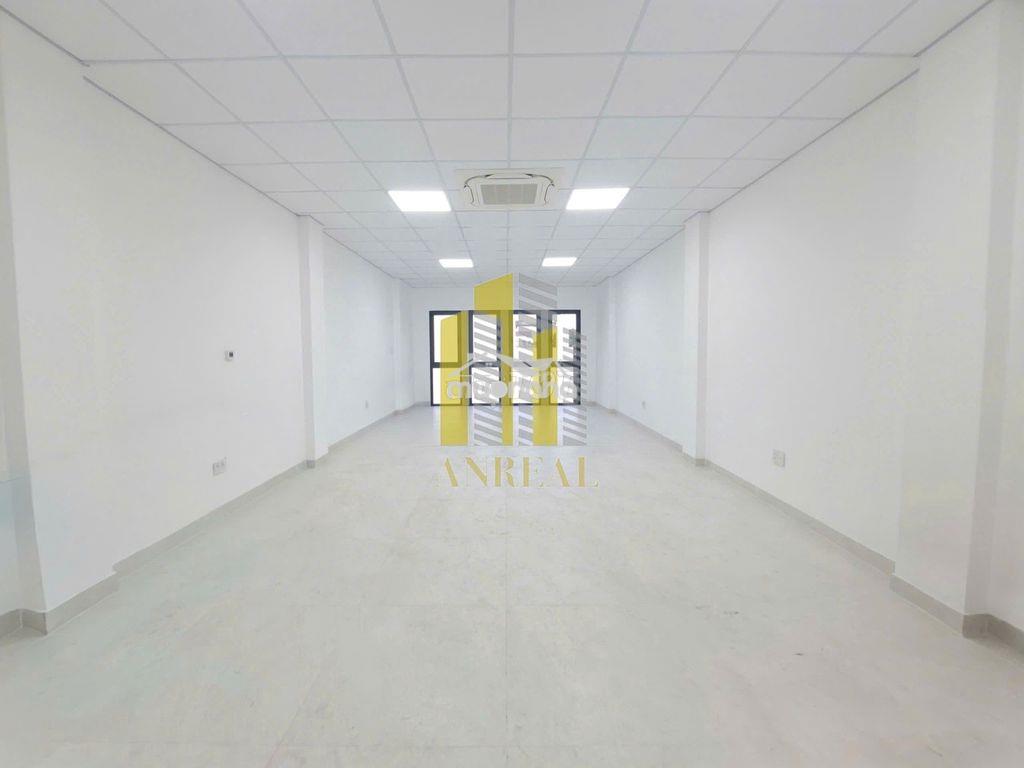 Toà văn phòng sàn trống đường lương định của có thang máy giá 65 triệu - 3