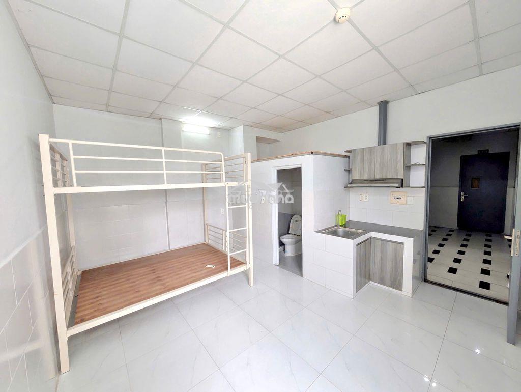 Phòng ngay ngã tư bình thái, thuận tiện đến spkt - giờ giấc tự do - 2