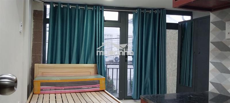 P ban công h 1382 nguyễn duy trinh gần  đh ufm_fpt_hutech 28m2, 2 tr 6
