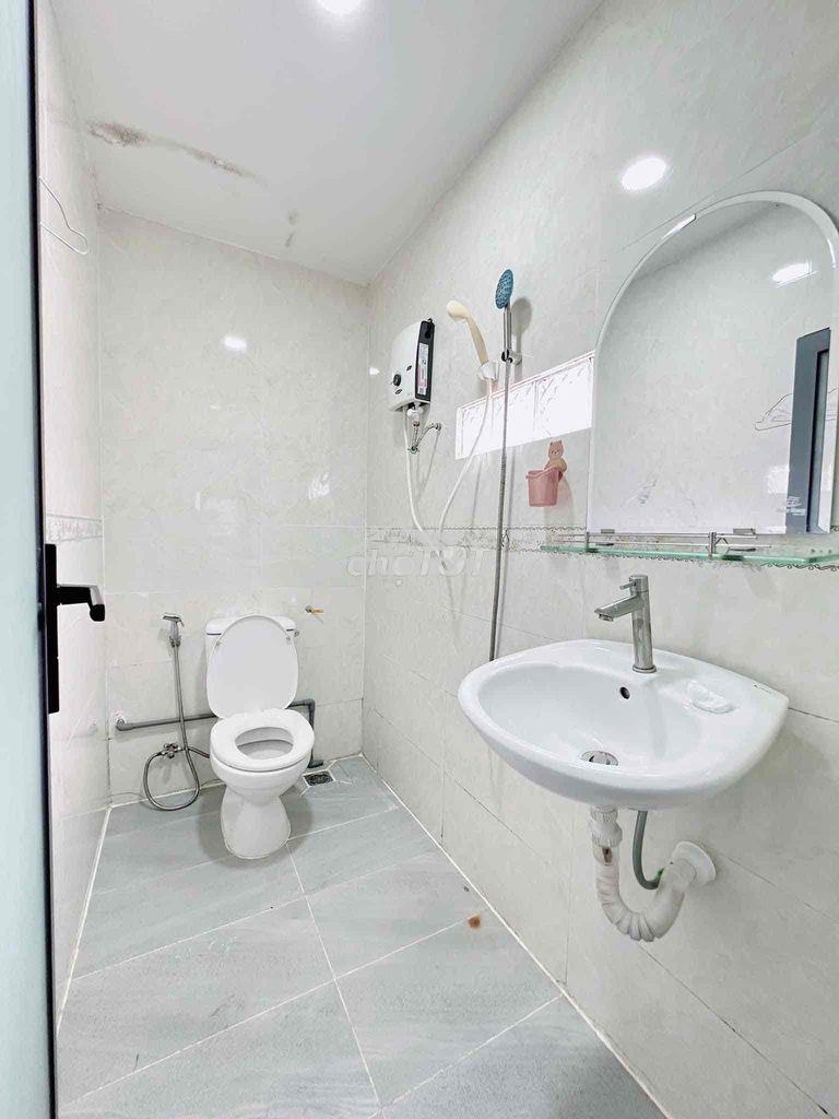 Chính chủ cho thuê căn hộ lê quang định gò vấp chỉ 4tr9 - 4