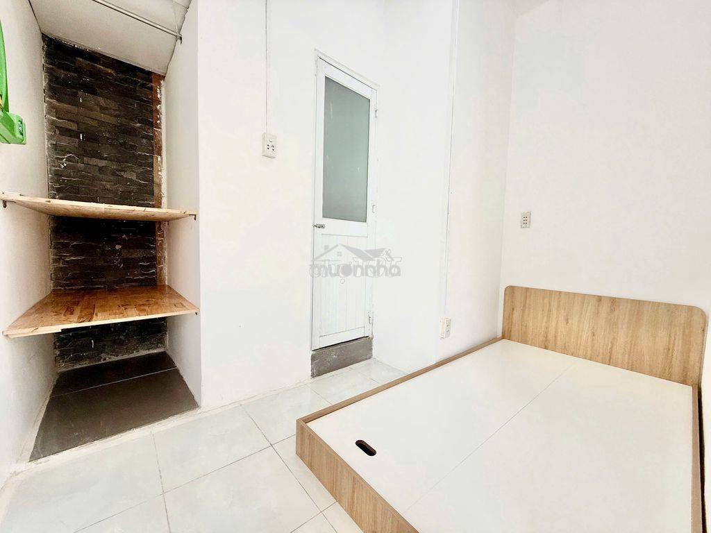 Phòng full nội thất gần phạm văn bạch giá chỉ từ 2tr đến 3.2tr - 4