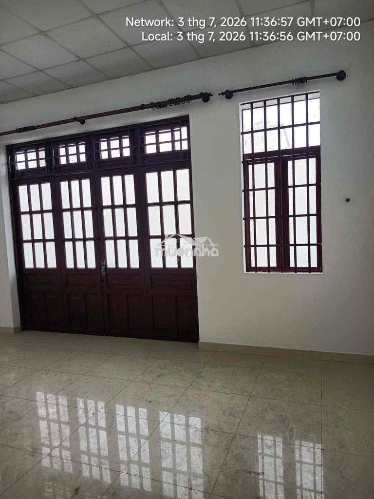 Cho thuê nhà nguyên căn, gần trường học, kế đường ql13 - 2