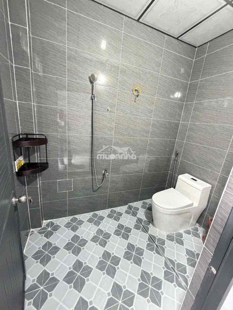 ☘️Cho thuê nhà trệt có sân đậu oto  kdc đường 30/4 gần trường lương thế - 2