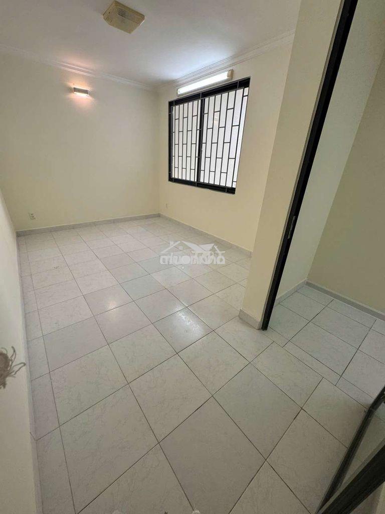 Cho thuê chung cư 12 tầng, quận 12 - 2 phòng ngủ, chỉ 6,5 triệu - 4