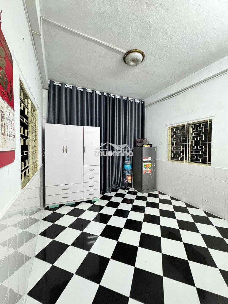Còn 1 phòng trong nhà nguyên căn gần đhyd, bvcr 28m2 - 3