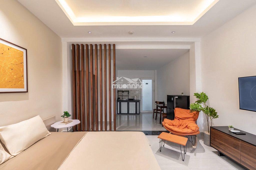 Căn hộ ban công sang trọng ngay kênh nhiêu lộc quận 3 - 4