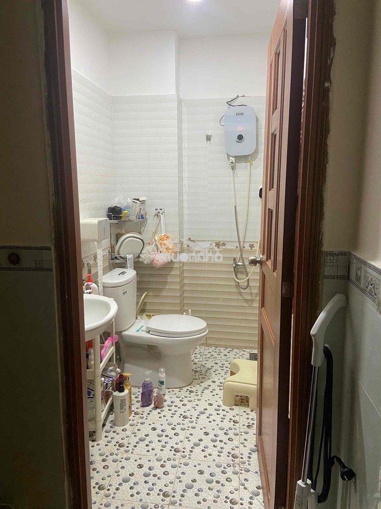 Tìm nữ ở ghép nhà nguyên căn 2 phòng ngủ, nhà tổng 5 người - 2