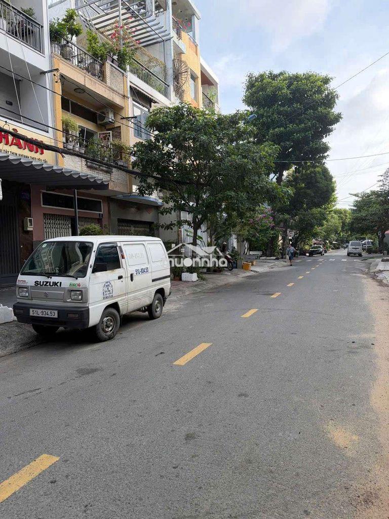 Nhà chính chủ cần bán gấp mt lê đình thụ gần vườn, lũy bán bích. - 2