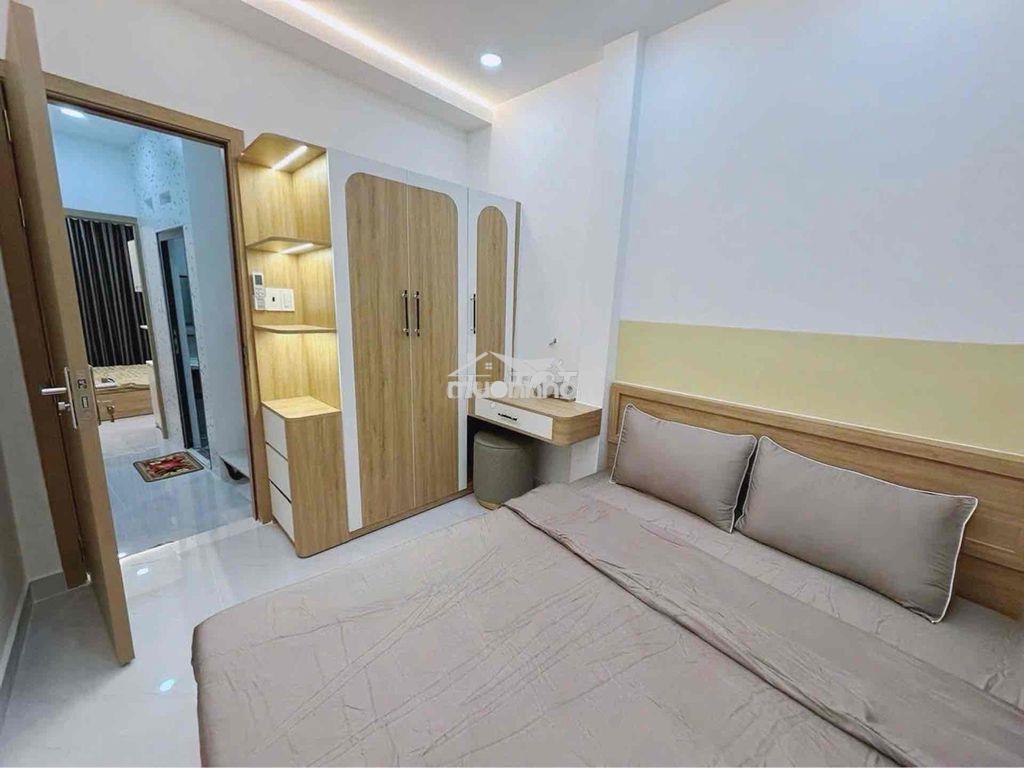 Gần ngã tư hàng xanh - 3 pn - 5.1 tỷ tl - 3