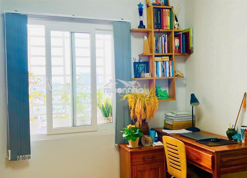 Bán chung cư 2pn,view thoáng sổ riêng tại trung tâm  quận 9 giá 2 tỷ 4