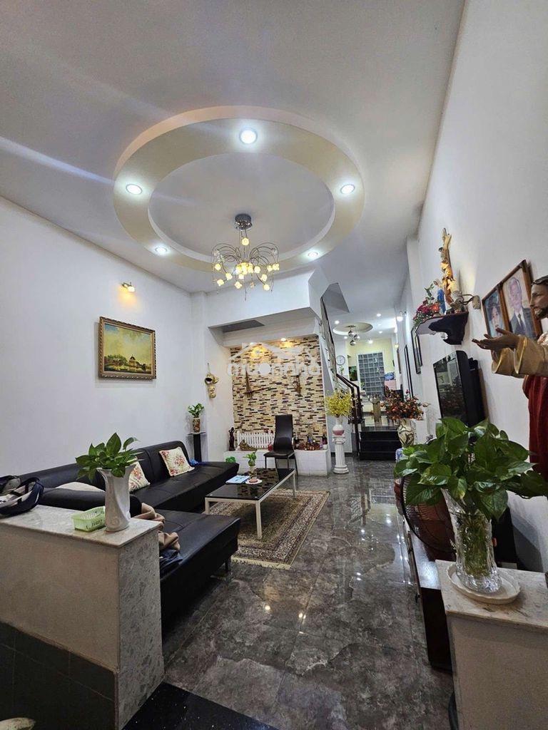 Cách mạng tháng 8, 4 tầng, 4x16m, 13ty2
