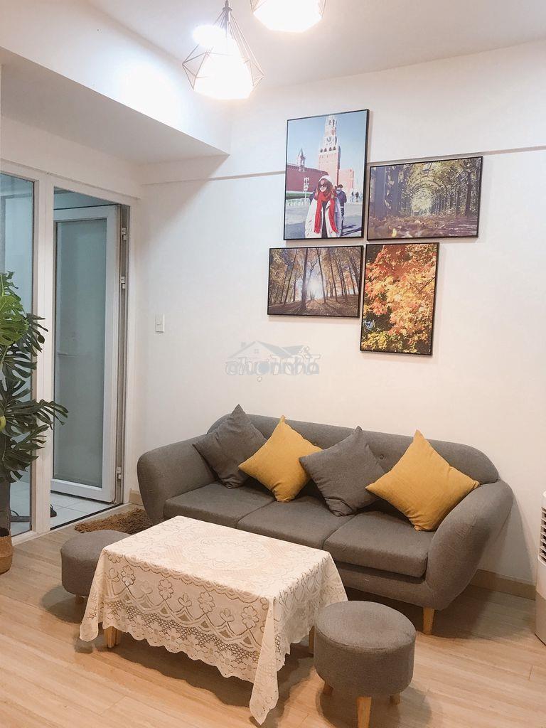 Cần bán căn hộ  2 phòng ngủ dt50m2 giá 2.5 tỷ - 2