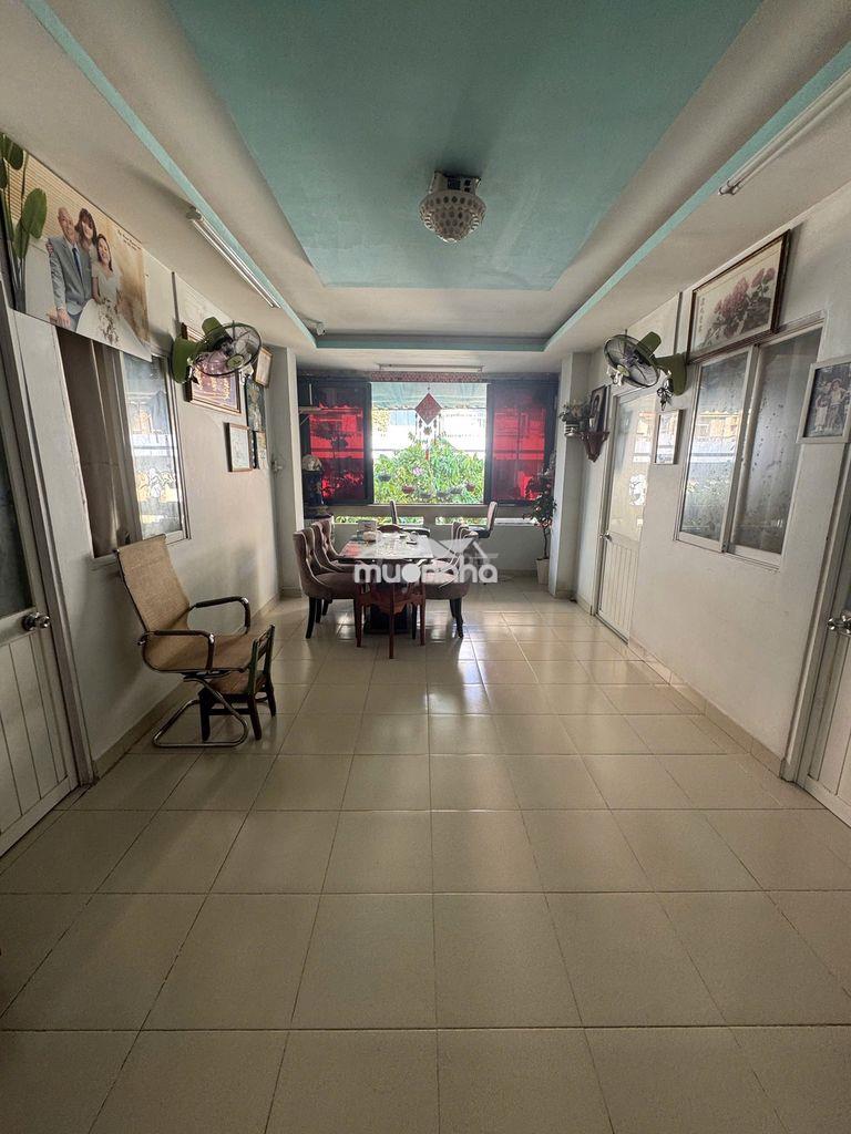 Chính chủ. bán nhà q5 lầu 2 ngay bv đại học y dược, 3pn, thương lượng