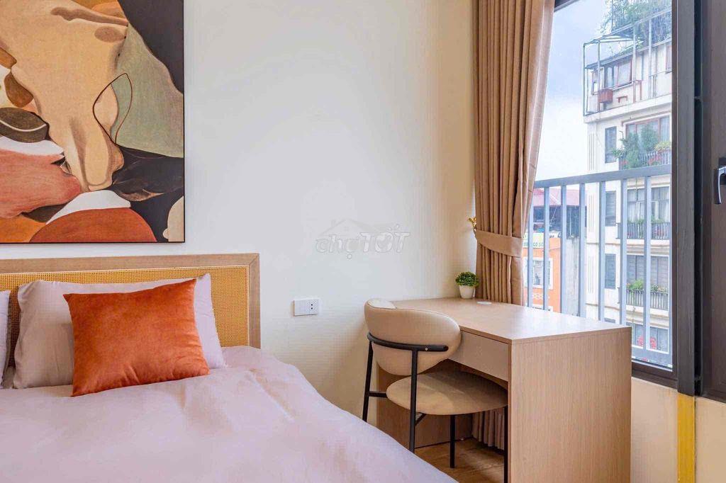 Căn hộ ban công thoáng full nội thất 40m2 - ngay q1 cầu khánh hội - 2