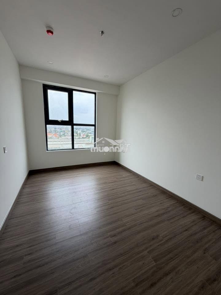 Thuê nhanh căn 2pn2wc 6tr5 tầng đẹp, view đẹp tại a&t sky garden