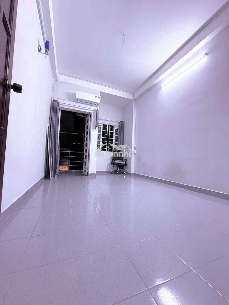 Phòng trọ khu phan xích long - 3