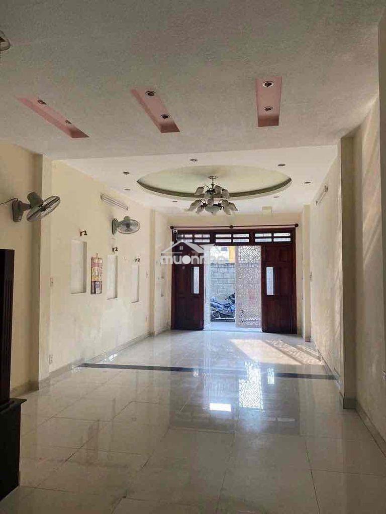 Gần đại học cảnh sát- hoàng diệu nhà 2 lầu 4pn 4wc ờ + vpcty+ kd onlin