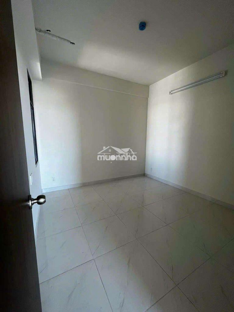 Bán căn hộ nhà ở xã hội, chung cư greenriver p6q8, view nội khu 
