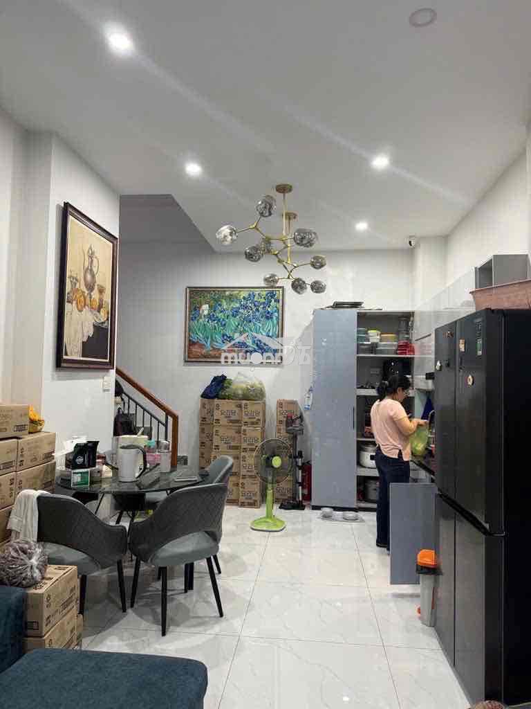 Nhà đep q4 tphcm - 2