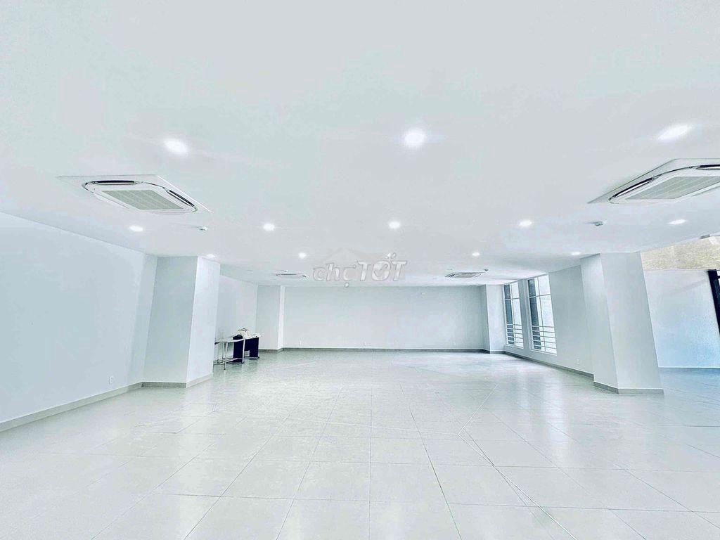 Cho thuê toà buiding 3.100m2 mới xây dựng quận 3 - 2