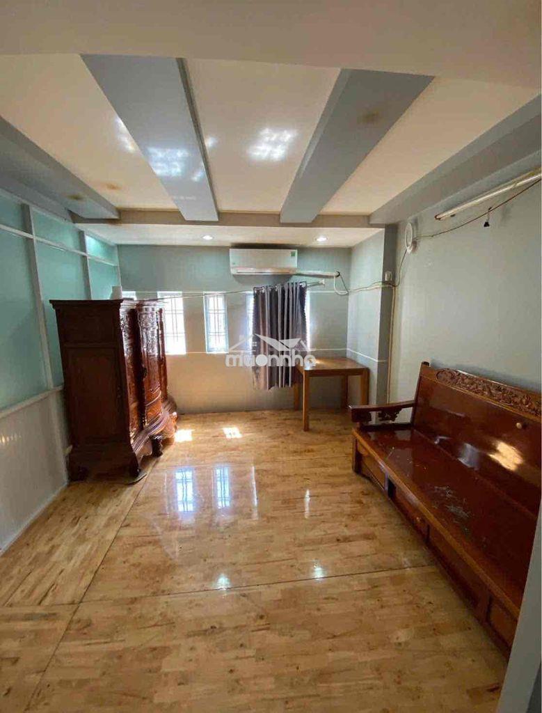 Nhà đang sơn mới cho thuê hẻm lớn lê thúc hoạch - 4