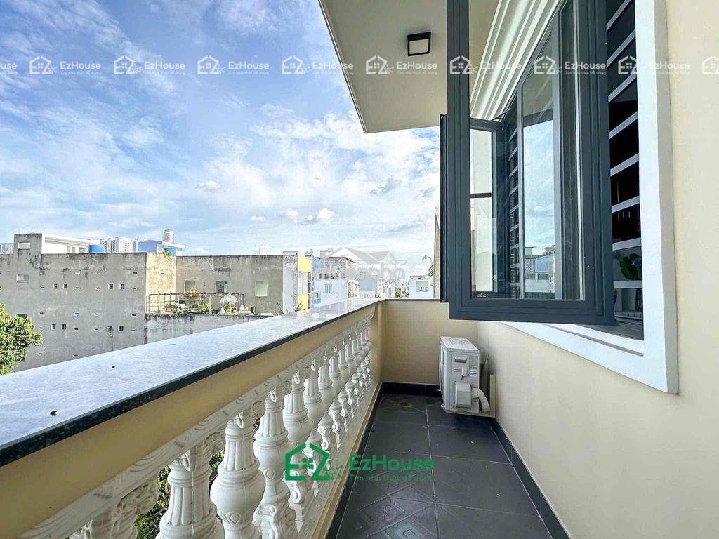 Phòng bancol siêu rông ngay lê văn quới - hoà bình cách vhu chỉ 700m - 2