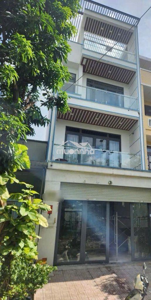 Cho thuê nhà nc 5x18m, 3 lầu, 6pn kdc tđc phú mỹ, q7