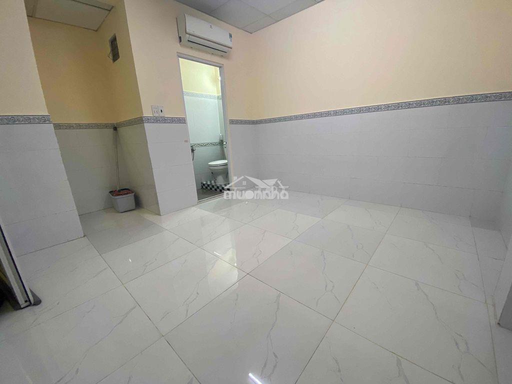 Phòng cho thuê (máy lạnh mới lắp ), ốp lát cao cấp,wc nước nóng lạnh - 4