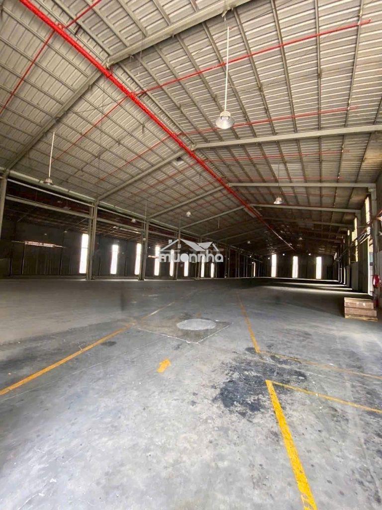 Cho thuê 6860m2 xưởng tân uyên ,pccc tự động giấy tờ đầy đủ đường cont - 2