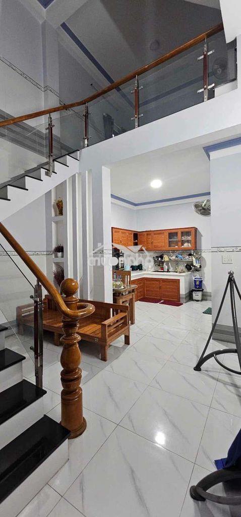 Nhà lầu gần ngã ba cây lơn giá 7 triệu - 2