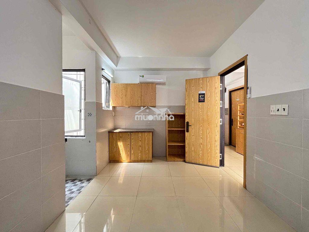 Cho thuê phòng cửa sổ sạch sẽ sẵn máy lạnh gần đại học công thương - 2
