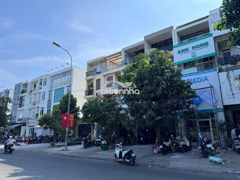 Cho thuê nhà phố 4x20 mt nguyễn hoàng - 35 triệu