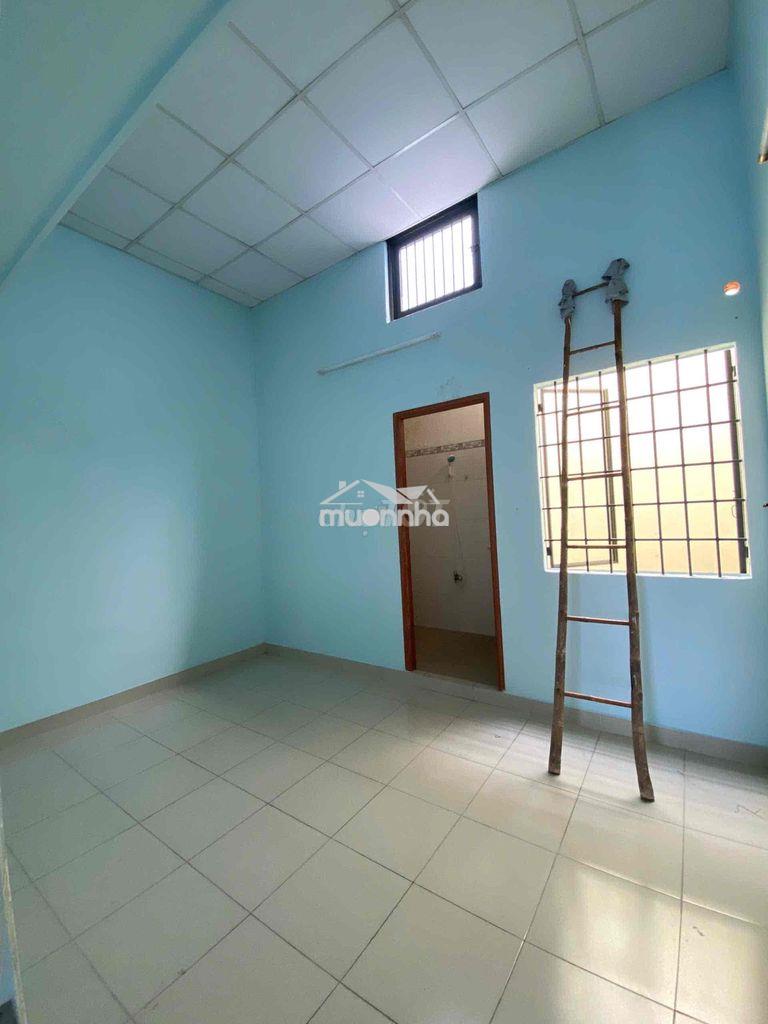 Nhà thuê 4x14m.1 lầu.hẻm 1/ luỹ bán bích.giá:8tr - 2