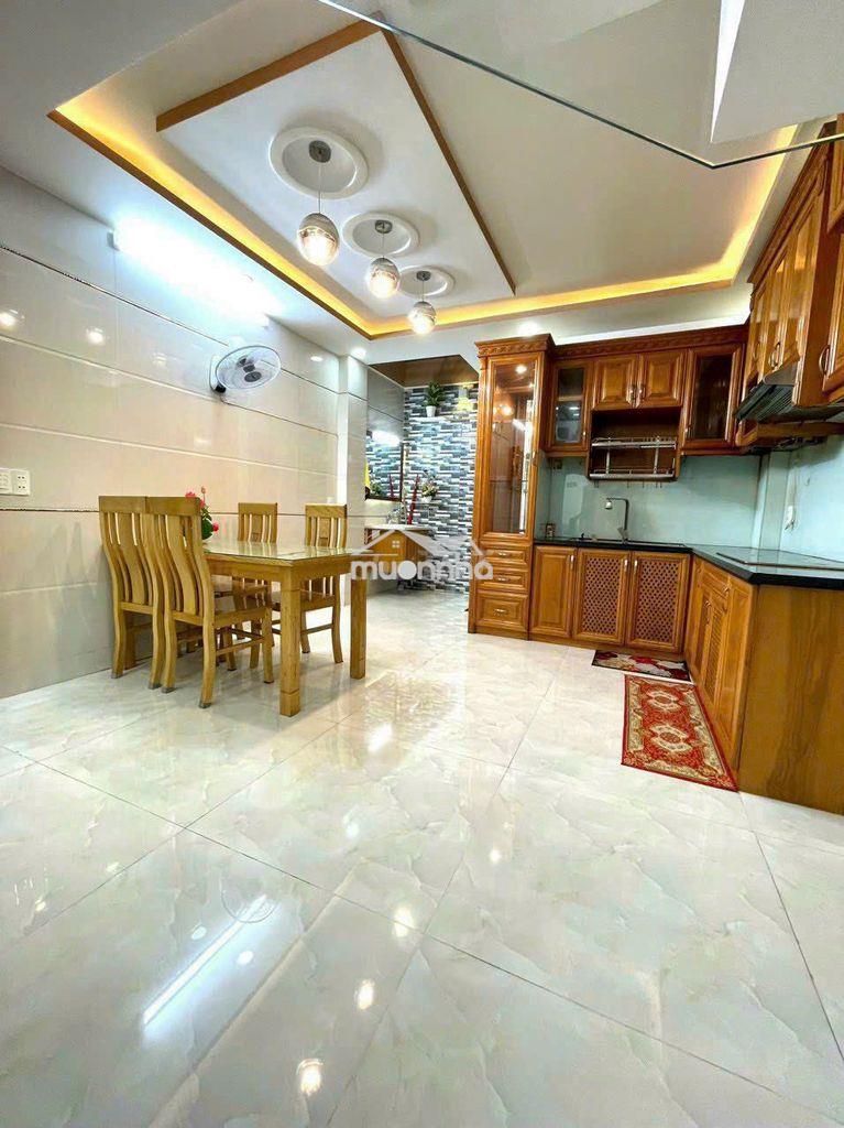 Hẻm xe  hơi💎thống nhất p11 💎diện tích:4x16m 💎4 lầu-5 phòng-- 5wc- - 2